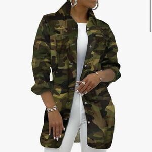 Women's Camouflage Utility Jacket
